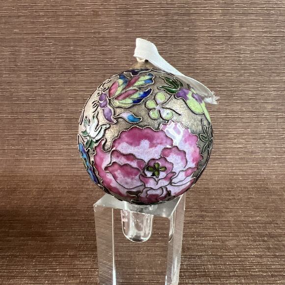 Vintage Cloisonné Christmas Ball Ornament – Floral Silver Enamel 3″ VTG - Picture 9 of 15